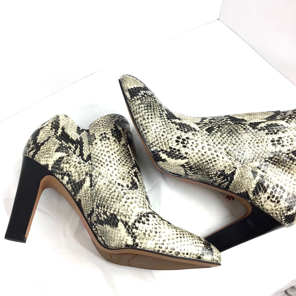 “NEW” Franco Sarto Snake Skin Booties